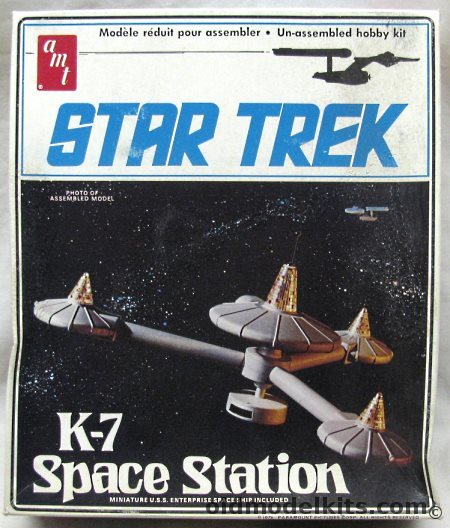 AMT 1/17600 Star Trek K-7 Space Station with small USS Enterprise (TV Show), S955 plastic model kit